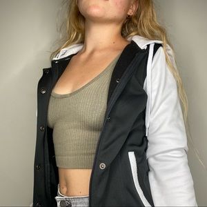 Black&White Athletic Women’s/Juniors Jacket Small